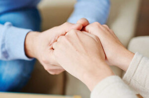 Де українці можуть безкоштовно отримати психологічну допомогу