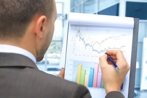 Прогноз Уряду щодо основних прогнозних показників економічного розвитку України на 2024−2026 роки